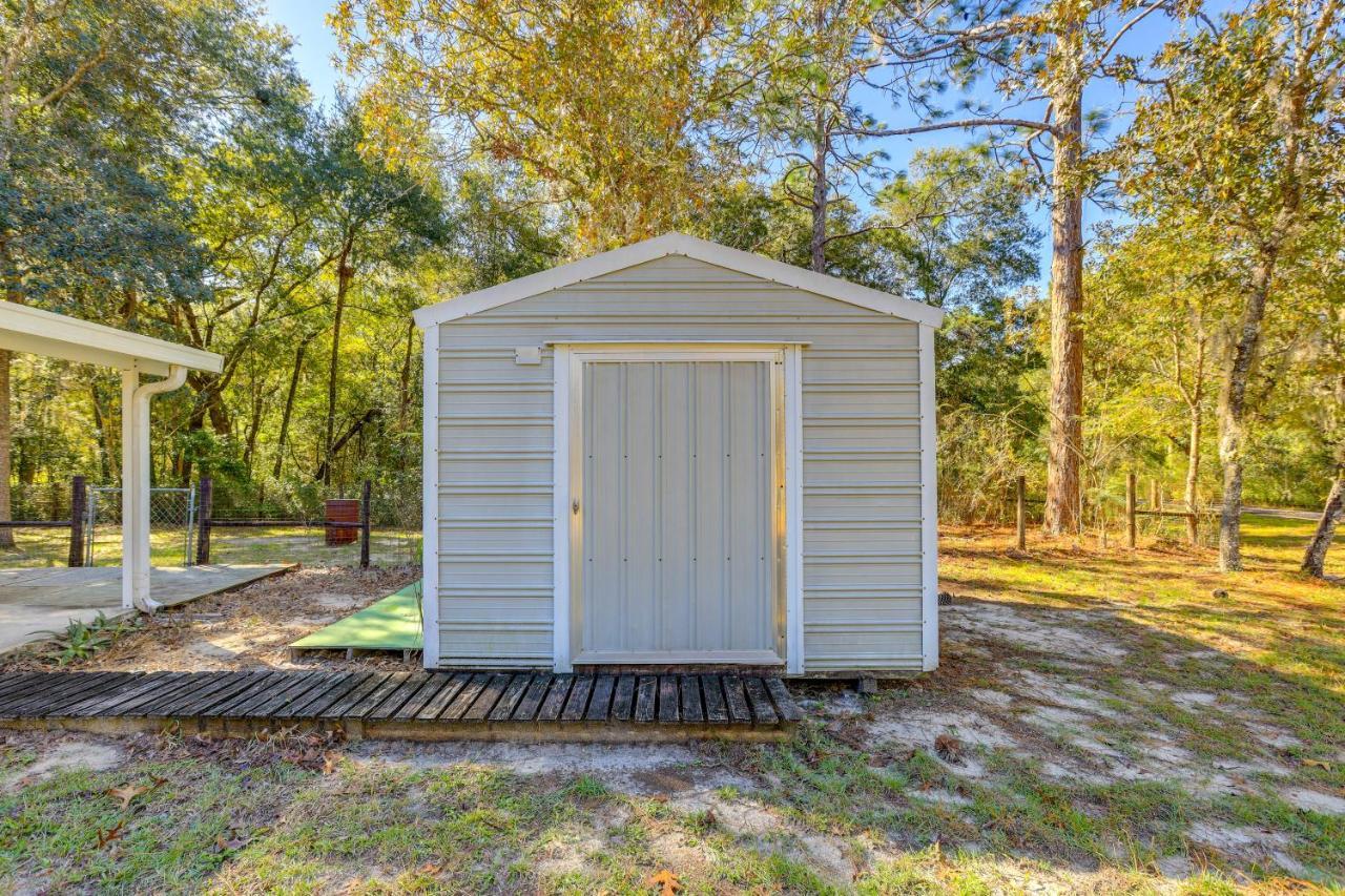 Williston Home With Yard 6 Mi To Devils Den Spring Exterior photo