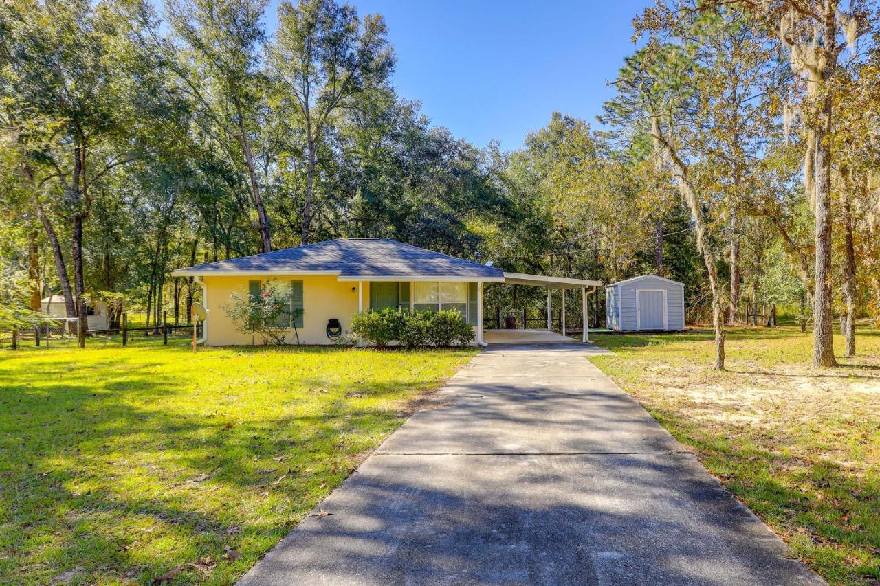 Williston Home With Yard 6 Mi To Devils Den Spring Exterior photo